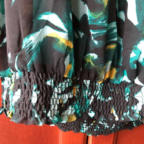 2/$15 Cleo Blouse NWOT - Picture 5 of 5